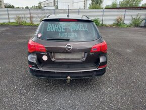 Opel astra J combi 1.7cdti 92kw - 2