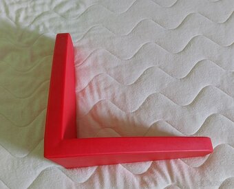 3x políčka Ikea - 2