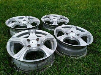 Hliníkové disky RC-Design RC14 – J6R14 ET18 4x108 - 2