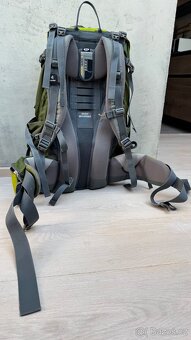 Batoh Deuter Act Lite 45+10 SL - 2