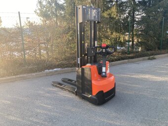 Elektrický nízkozdvižný vozík BT SWE 140 |PS6285| - 2