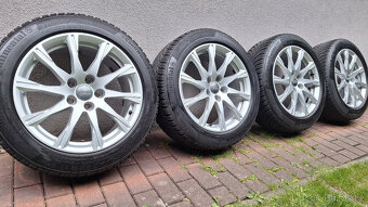 Audi A4 B9 original - typ V spoke 225/50 R17 zimní sada - 2