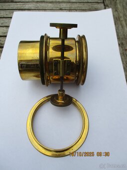 Optika z promítačky - latterna magica - 2