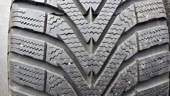 Zimní pneu 205/55/16 Vredestein - 2