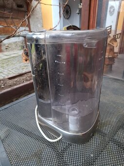 Designový kávovar - 2