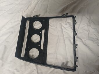 Rámeček radia Škoda Octavia 2 - 2