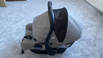 Dětská autosedačka - 2