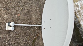 SATELITNÍ ANTÉNA - 2