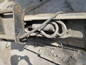 Hydraulická svahovka - 2