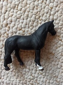 Prodám Schleich koně - 2