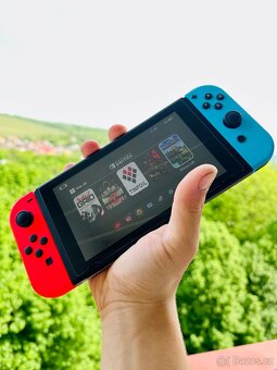 Nintendo Switch (unpatchnutý model) + příslušenství - 2