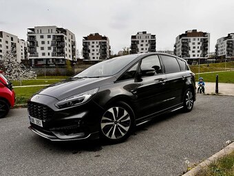 Ford S-MAX AWD 7 míst, TOP výbava, pravidelný servis - 2