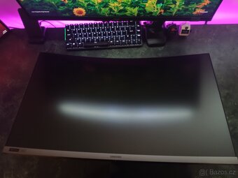 Prodám monitor Samsung C27RG50 - 2