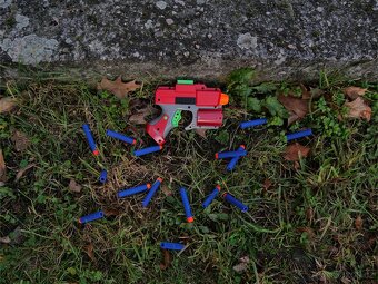 Nerf pistole - 2