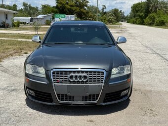 AUDI S8 5.2 V10 2008 - 2