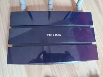 TP-LINK TL-WR1043ND - Gigabitový WiFi router s USB - 2