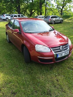 VW Jetta 1.6 -75Kw - 2