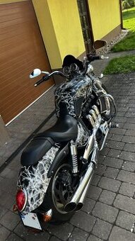 Triumph Rocket III Classic - 2