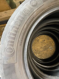 225/60 r17 - 2