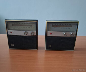 Radio VEGA 402 - 2