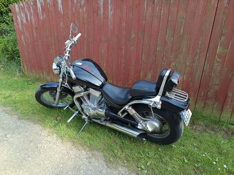 Suzuki Intruder VS 1400 - 2
