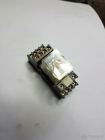 Průmyslové relé / BTR / TYP 274S / 24V 5A 250V - 2
