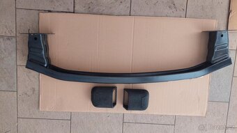 Držák nárazníku zadní Seat Ibiza 6J4 807 305 - 2