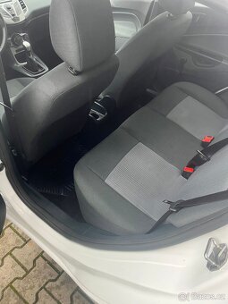 Ford Fiesta 5 dveř 1.25 benzín,2010,Klimatronic, 2 sady kol - 2