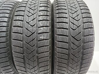 Zimní pneu 215/55/17 Pirelli - 2