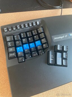 Klávesnice Kinesis Advantage2 Cherry MX Quiet Red Wired - 2