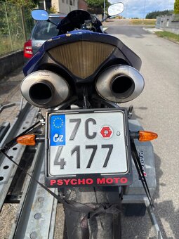 Ladene vyfuky Akrapovic na Yamaha R1 04-06 Rn12 - 2