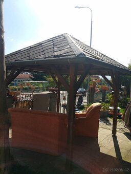 Zakázkový dřevěný altán,pergola...masivní ,bytelný - 2