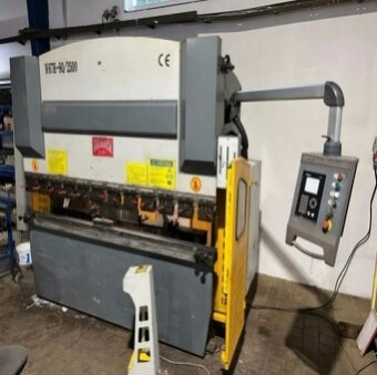 Ohraňovací lis HP 80T/2500 CNC použitý - 2