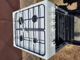 Plynový sporák - 2