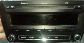 Škoda Octavia ll rádio Swing - 2