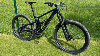 Trek Fuel EX 9.8 XT Gen 6 vel. L - top stav - 2