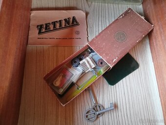Šicí stroj Zetina - 2