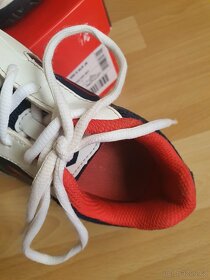 Tenisová obuv LOTTO vel. 30 - 2