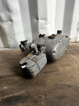 Motor Jawa pionyr - 2