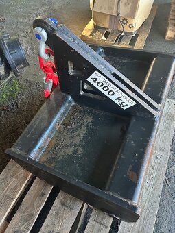 Hák Manitou 4 t - 2