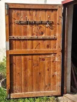 Dvoukřídlá garážová vrata - 2