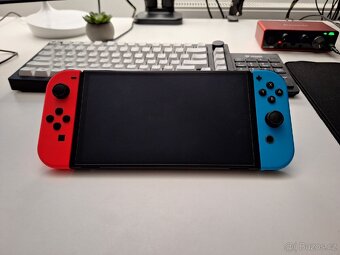 Nintendo Switch OLED + chip - 2