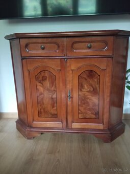 Repliky starožitného nábytku 3ks - 2