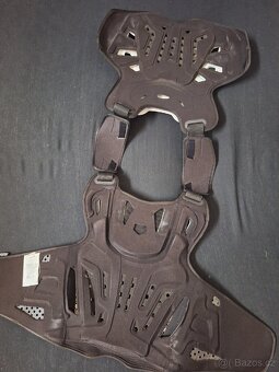 Leatt 4.5 hrudní chránič - 2