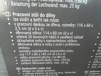Dílenský stůl. - 2
