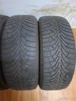 Zimní pneu 205/55/16 GoodYear - 2