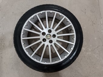 Letní pneu 215/45 ZR17 - 2