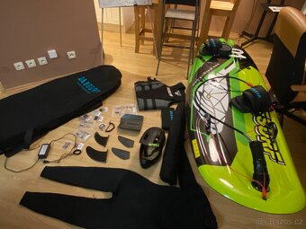 Jetsurf DLE motorový surf - 2