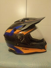 Adventure helma - 2
