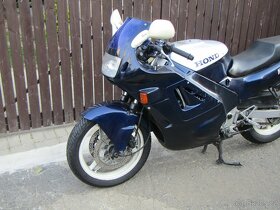 honda cbr 600f PC19-23 - 2